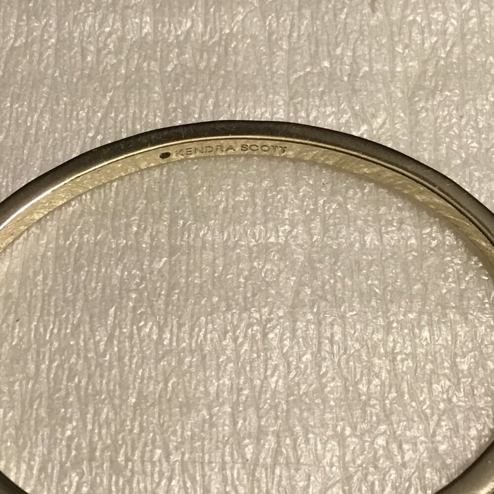 Very lovely Kendra Scott gold tone bracelet with box - Picture 3 of 12